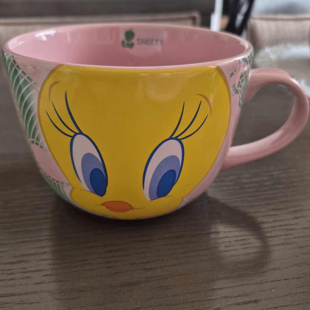 SIX FLAGS Tweety Pink and Yellow Coffee Mug